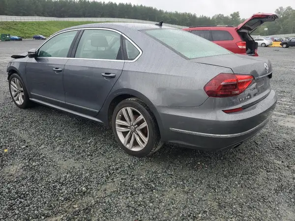 1VWGT7A30HC021462 2017 VOLKSWAGEN PASSAT - Image 2
