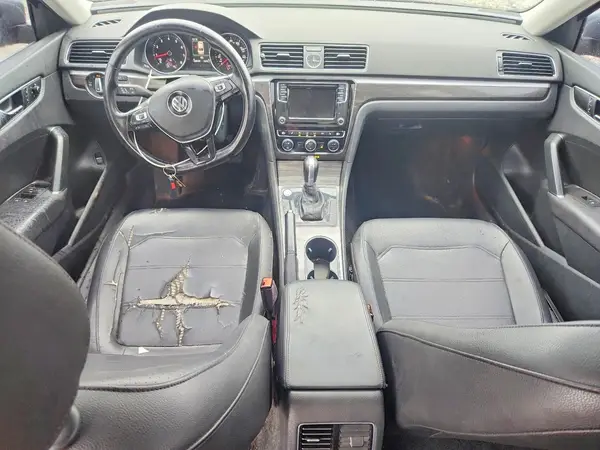 1VWGT7A30HC030730 2017 VOLKSWAGEN PASSAT - Image 8