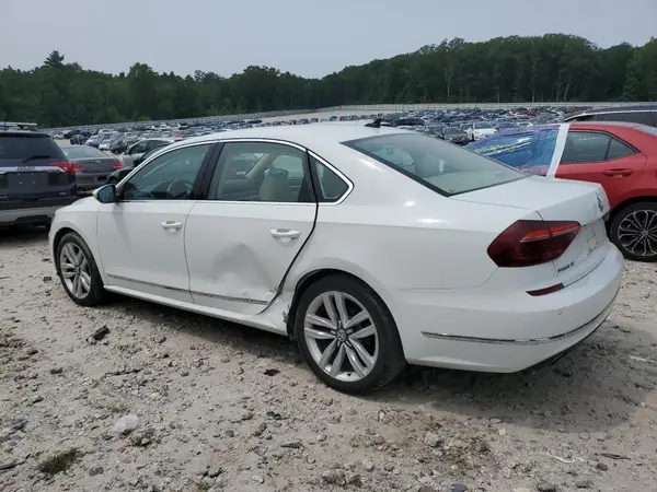 1VWGT7A30HC045390 2017 VOLKSWAGEN PASSAT - Image 2