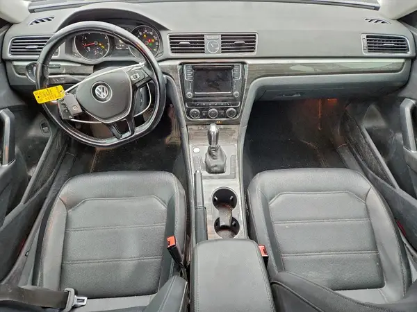 1VWGT7A31HC002127 2017 VOLKSWAGEN PASSAT - Image 8
