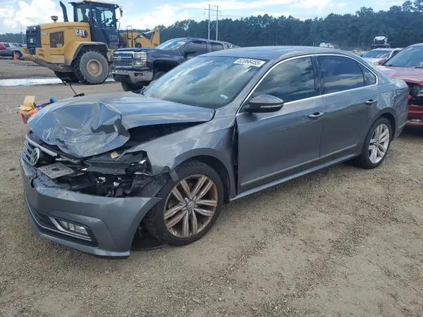 1VWGT7A31HC014603 2017 VOLKSWAGEN PASSAT - Image 1