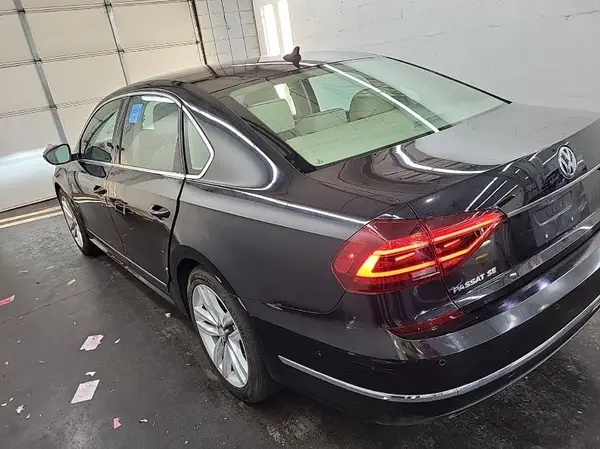 1VWGT7A31HC046984 2017 VOLKSWAGEN PASSAT - Image 8