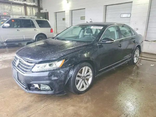 1VWGT7A31HC048492 2017 VOLKSWAGEN PASSAT - Image 1