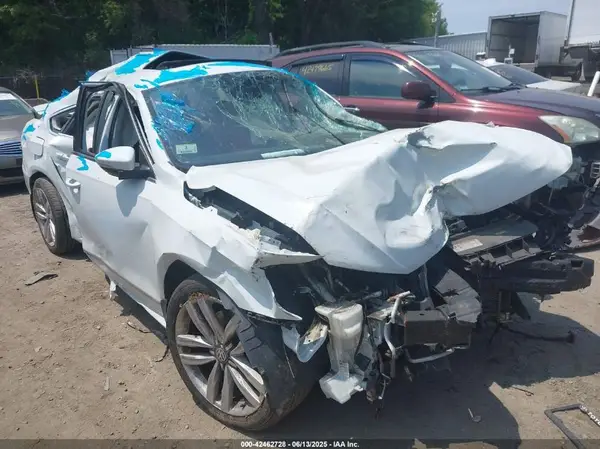 1VWGT7A32HC010723 2017 VOLKSWAGEN PASSAT - Image 1