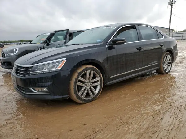 1VWGT7A32HC017803 2017 VOLKSWAGEN PASSAT - Image 1