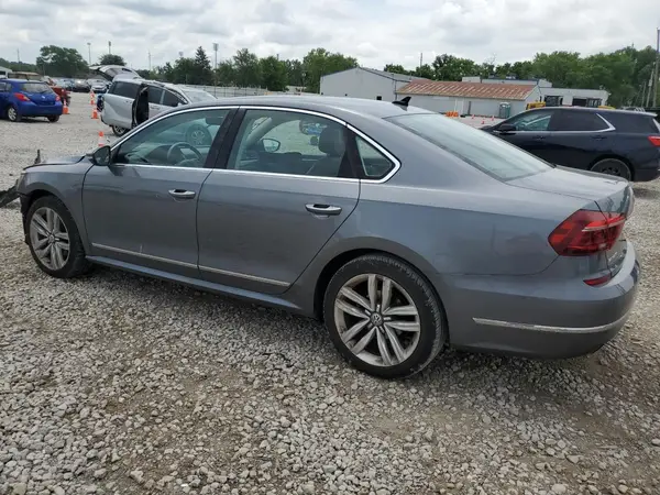 1VWGT7A32HC027862 2017 VOLKSWAGEN PASSAT - Image 2