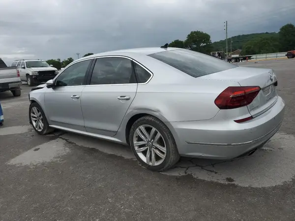 1VWGT7A33HC029958 2017 VOLKSWAGEN PASSAT - Image 2