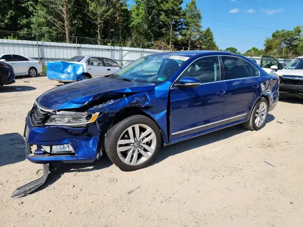 1VWGT7A33HC030804 2017 VOLKSWAGEN PASSAT - Image 1