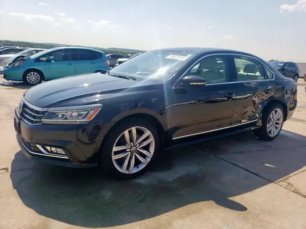 1VWGT7A33HC037638 2017 VOLKSWAGEN PASSAT - Image 1