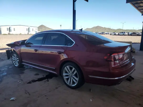1VWGT7A33HC041429 2017 VOLKSWAGEN PASSAT - Image 2