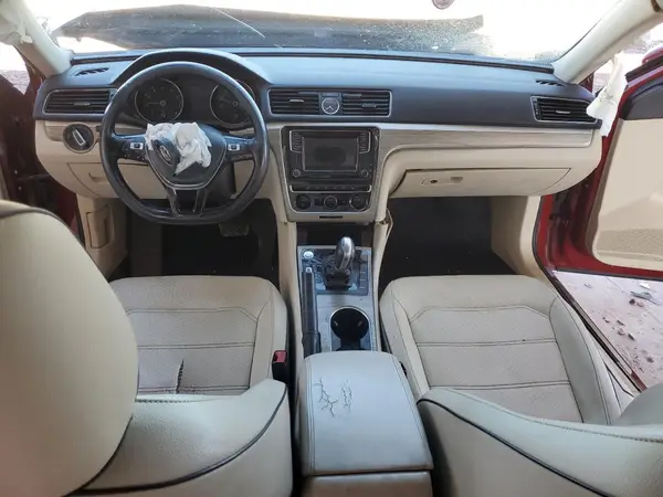 1VWGT7A33HC041429 2017 VOLKSWAGEN PASSAT - Image 8