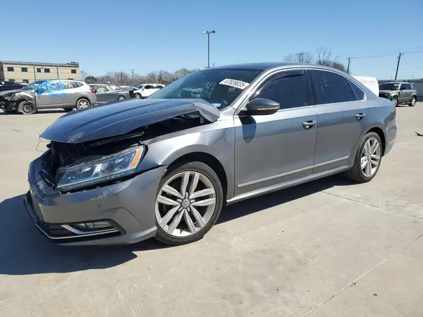 1VWGT7A33HC058246 2017 VOLKSWAGEN PASSAT - Image 1