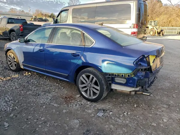 1VWGT7A33HC061860 2017 VOLKSWAGEN PASSAT - Image 2