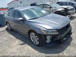 1VWGT7A33HC068033 2017 VOLKSWAGEN PASSAT