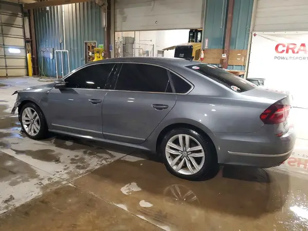 1VWGT7A34HC024896 2017 VOLKSWAGEN PASSAT - Image 2