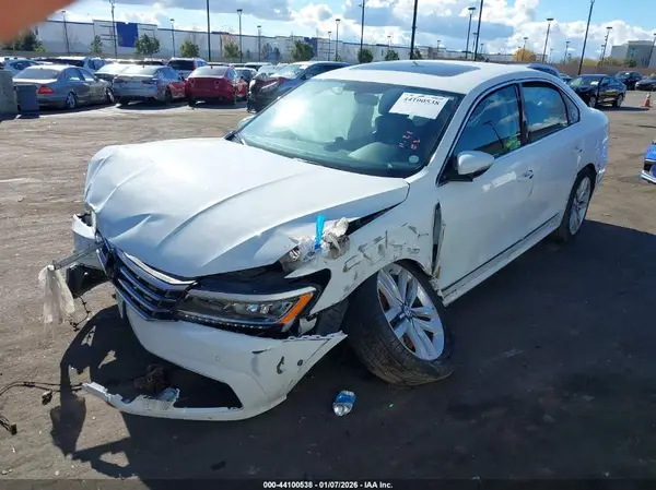 1VWGT7A34HC027765 2017 VOLKSWAGEN PASSAT - Image 2