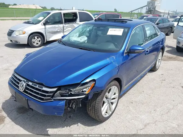 1VWGT7A34HC036367 2017 VOLKSWAGEN PASSAT - Image 2