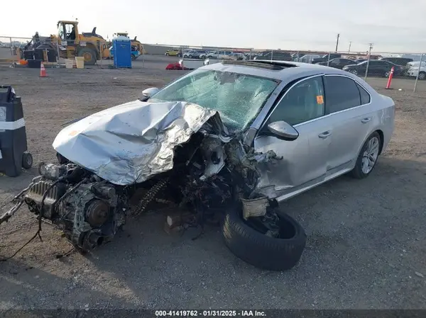1VWGT7A34HC053069 2017 VOLKSWAGEN PASSAT - Image 2