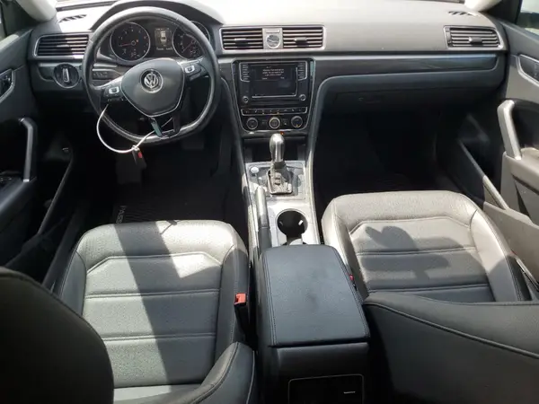 1VWGT7A34HC056411 2017 VOLKSWAGEN PASSAT - Image 8