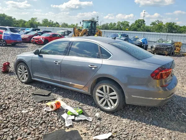1VWGT7A34HC085200 2017 VOLKSWAGEN PASSAT - Image 2