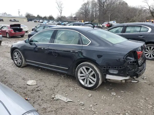 1VWGT7A35HC027502 2017 VOLKSWAGEN PASSAT - Image 2