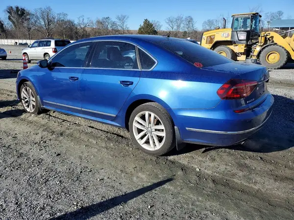 1VWGT7A35HC029864 2017 VOLKSWAGEN PASSAT - Image 2