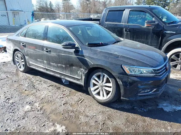 1VWGT7A35HC072522 2017 VOLKSWAGEN PASSAT - Image 1