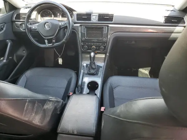 1VWGT7A36HC030537 2017 VOLKSWAGEN PASSAT - Image 8