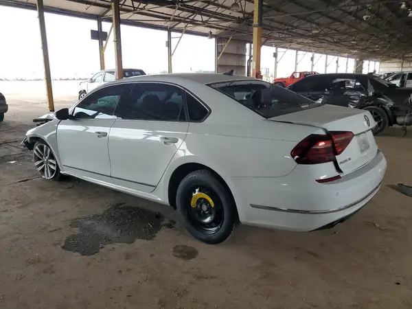 1VWGT7A36HC036791 2017 VOLKSWAGEN PASSAT - Image 2