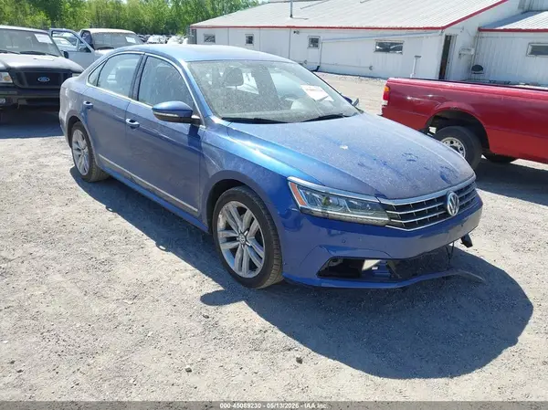 1VWGT7A36HC039433 2017 VOLKSWAGEN PASSAT - Image 1