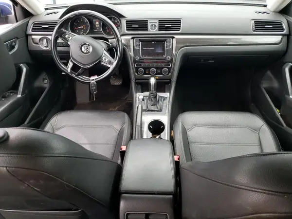 1VWGT7A36HC040131 2017 VOLKSWAGEN PASSAT - Image 8
