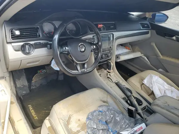 1VWGT7A36HC067099 2017 VOLKSWAGEN PASSAT - Image 8