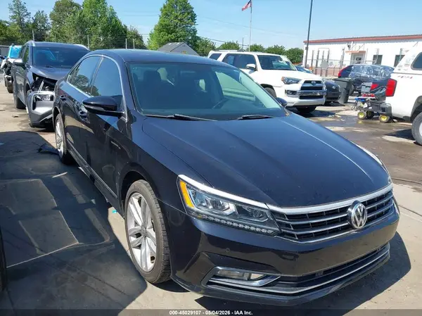 1VWGT7A36HC081472 2017 VOLKSWAGEN PASSAT - Image 1
