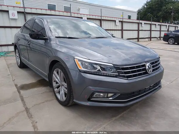 1VWGT7A37HC033513 2017 VOLKSWAGEN PASSAT - Image 1