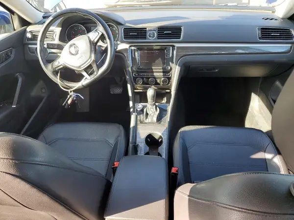 1VWGT7A37HC038971 2017 VOLKSWAGEN PASSAT - Image 8