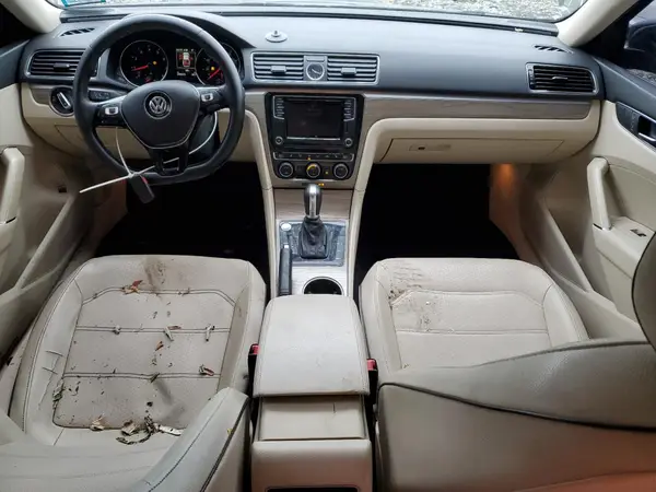 1VWGT7A37HC048187 2017 VOLKSWAGEN PASSAT - Image 8