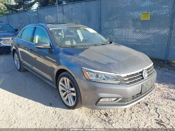 1VWGT7A37HC076426 2017 VOLKSWAGEN PASSAT - Image 1