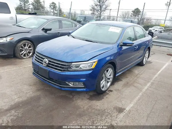 1VWGT7A37HC080993 2017 VOLKSWAGEN PASSAT - Image 2