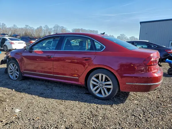 1VWGT7A37HC084249 2017 VOLKSWAGEN PASSAT - Image 2