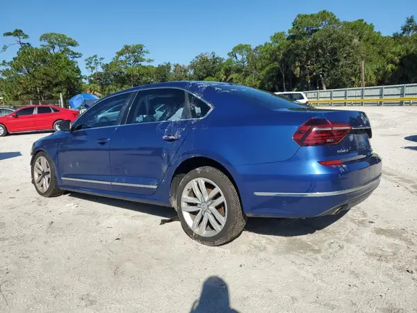 1VWGT7A38HC007373 2017 VOLKSWAGEN PASSAT - Image 2