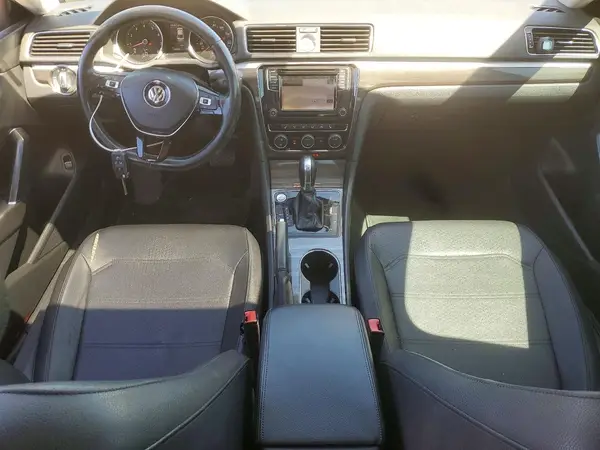 1VWGT7A38HC027347 2017 VOLKSWAGEN PASSAT - Image 8