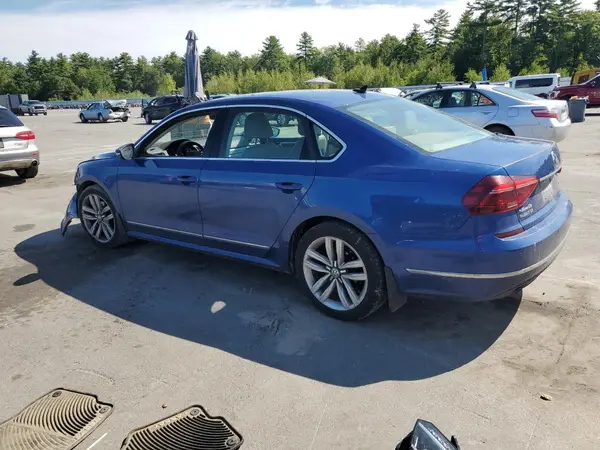 1VWGT7A38HC029812 2017 VOLKSWAGEN PASSAT - Image 2