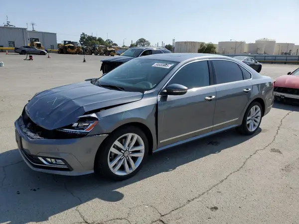 1VWGT7A39HC003302 2017 VOLKSWAGEN PASSAT - Image 1