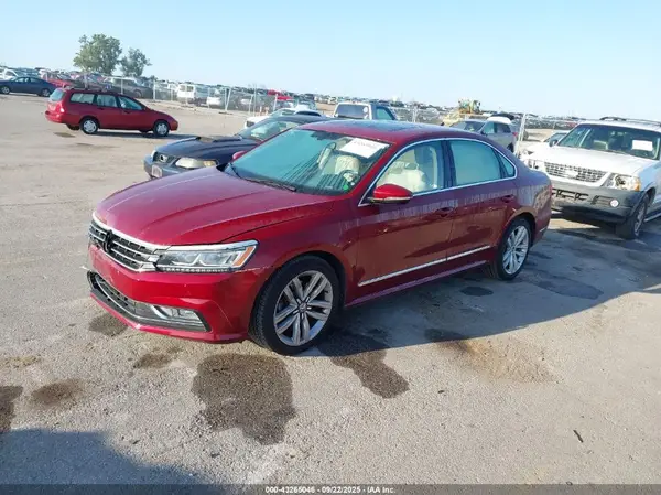 1VWGT7A39HC019855 2017 VOLKSWAGEN PASSAT - Image 2