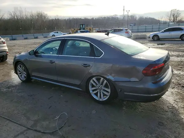 1VWGT7A39HC027910 2017 VOLKSWAGEN PASSAT - Image 2