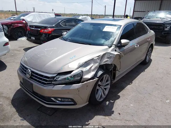 1VWGT7A39HC029768 2017 VOLKSWAGEN PASSAT - Image 2