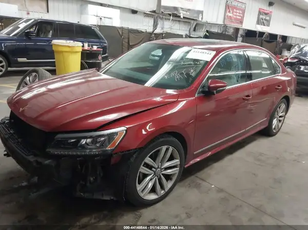 1VWGT7A39HC045291 2017 VOLKSWAGEN PASSAT - Image 2