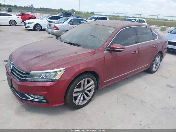 1VWGT7A39HC050765 2017 VOLKSWAGEN PASSAT - Image 2