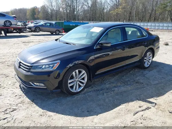 1VWGT7A39HC067078 2017 VOLKSWAGEN PASSAT - Image 2
