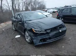 1VWGT7A3XHC010338 2017 VOLKSWAGEN PASSAT